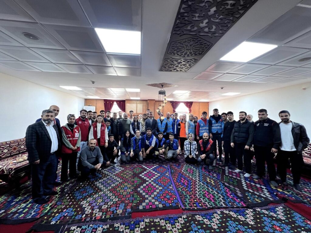 Adıyaman’da gönüllüler bir araya geldi