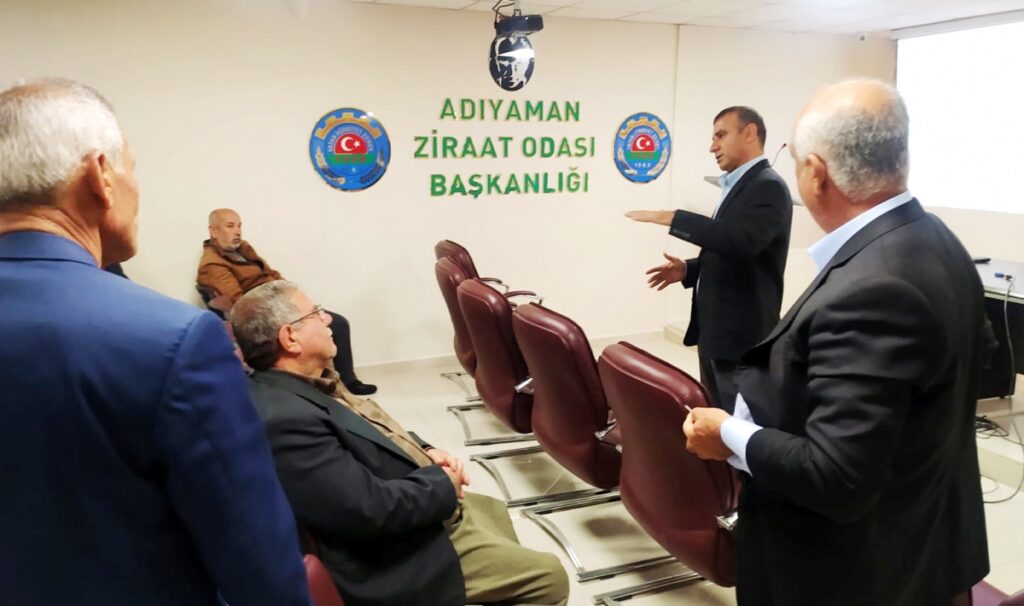 Çiftçilere tarla faresi ile mücadele eğitimi verildi