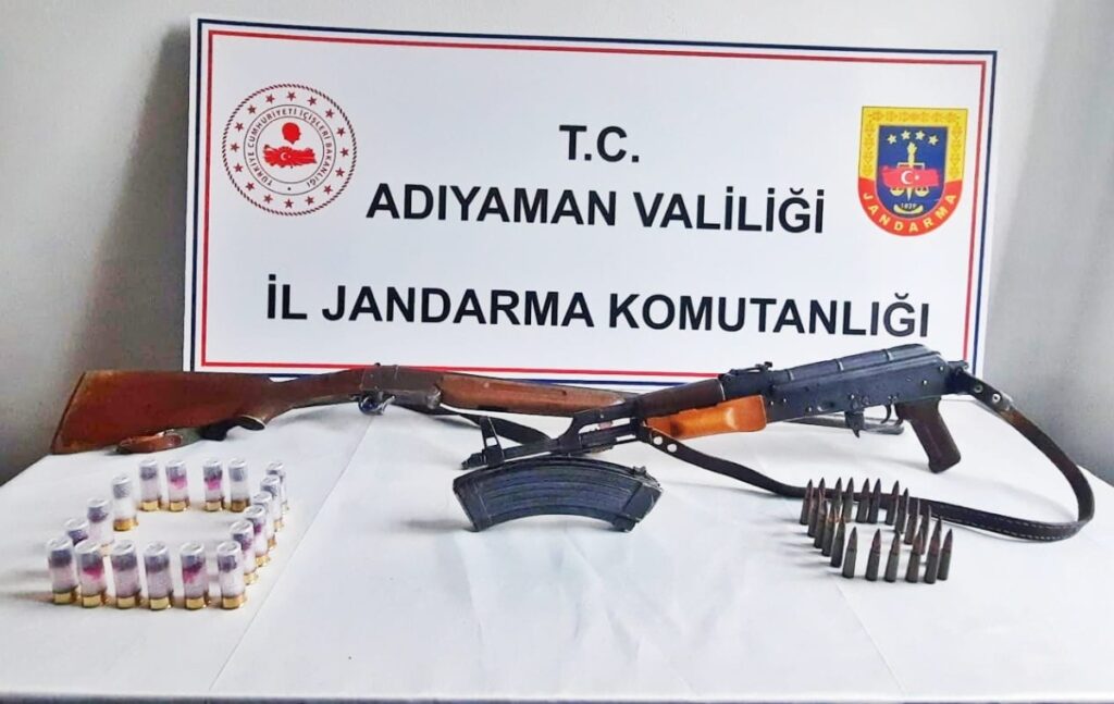 Ruhsatsız Av Tüfeğine 2 Gözaltı