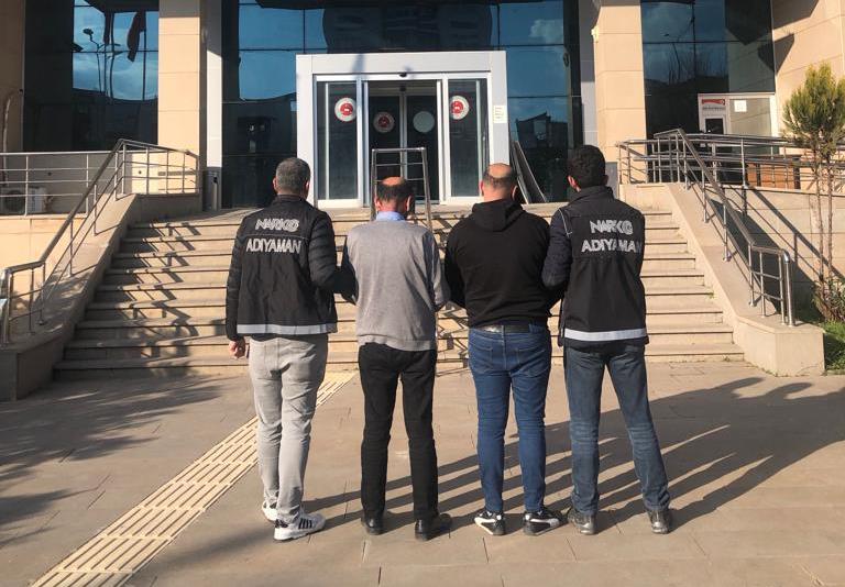 Kahta’da uyuşturucu satıcılarına büyük darbe