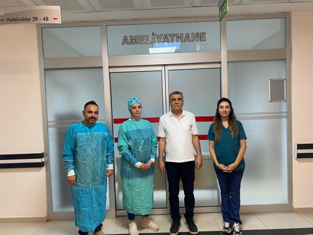 Ağız, Diş ve Çene Cerrahisi Uzmanı Doç. Dr. Günay Yavuz göreve başladı