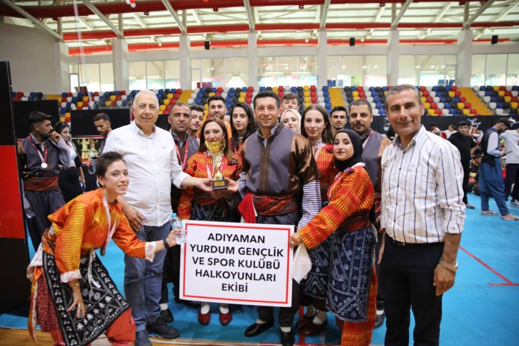 Halk Oyunları Grup yarışmaları sona erdi