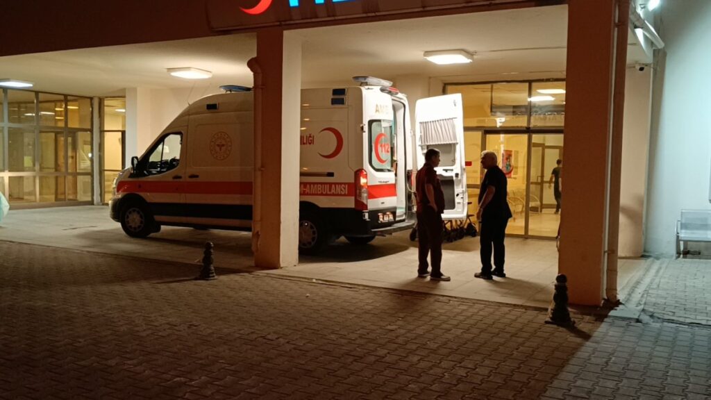 Düğünde tabancası ateş aldı; kendisi öldü, arkadaşı yaralı