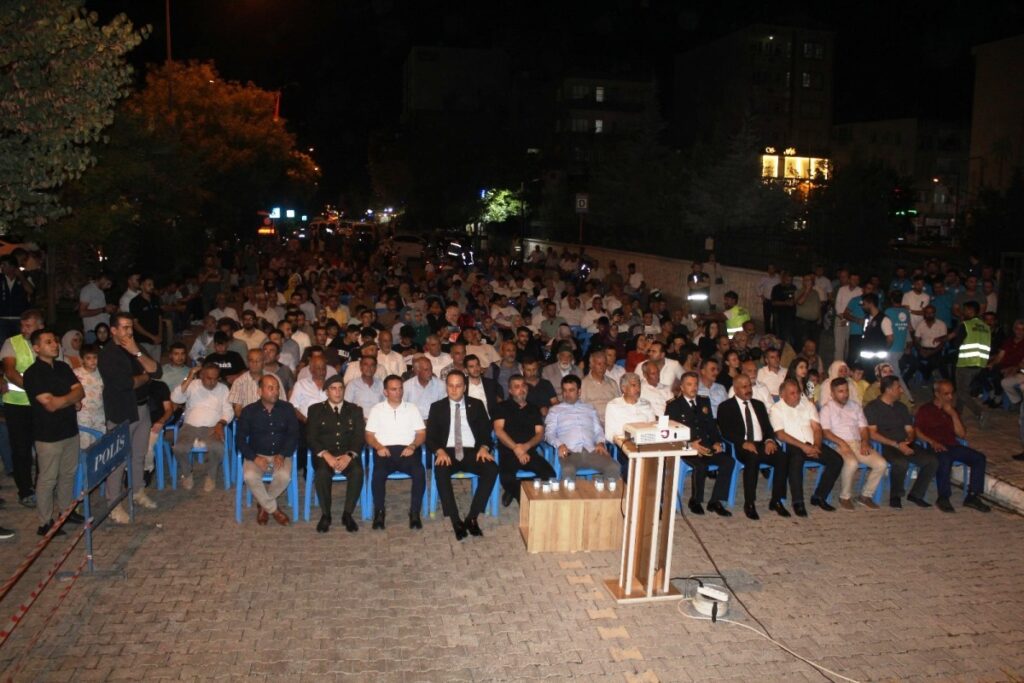 Kahta’da 15 Temmuz Demokrasi ve Milli Birlik Günü kutlandı