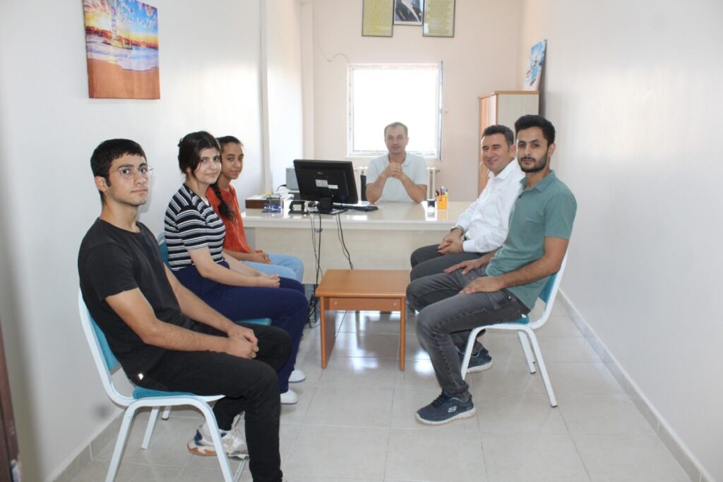 Kahta’da YKS tercih danışmanlık büroları yoğun ilgi görüyor