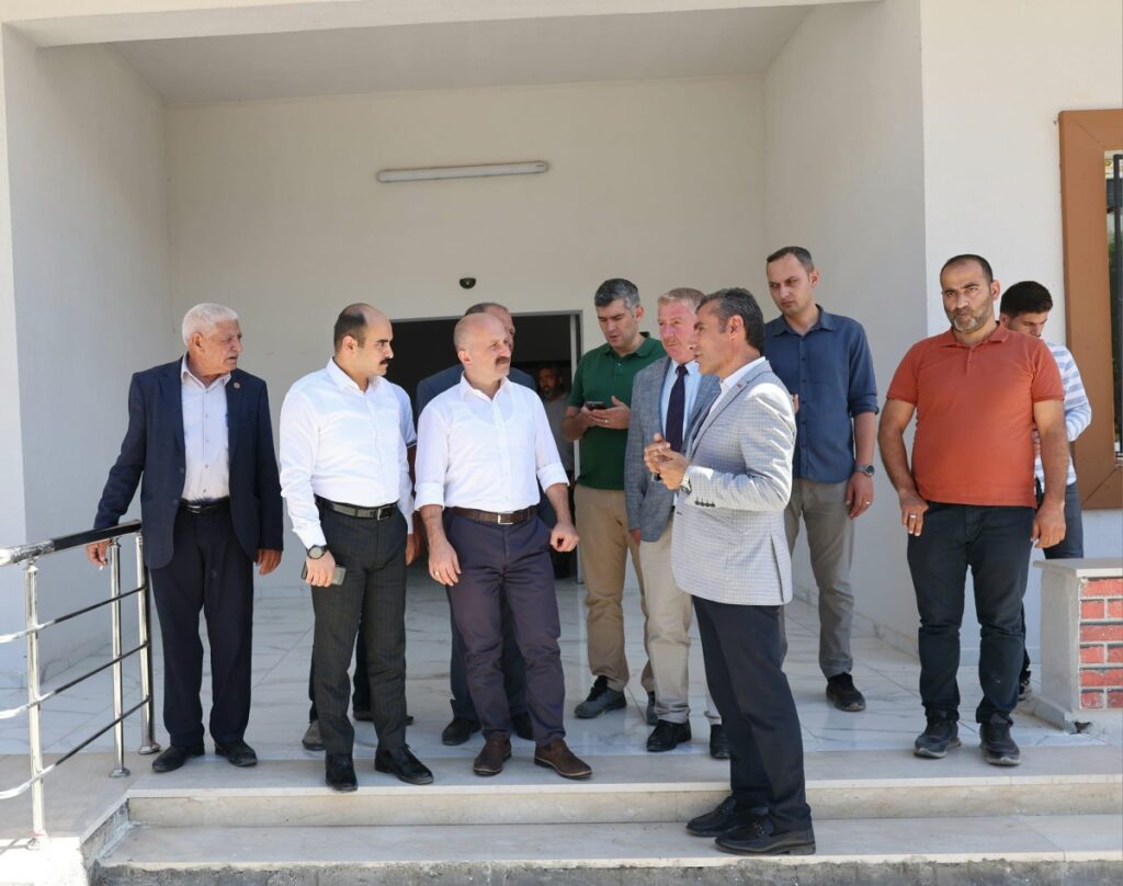 Vali Varol, ‘Çelikhan Gençlik Merkezi’nde incelemede bulundu