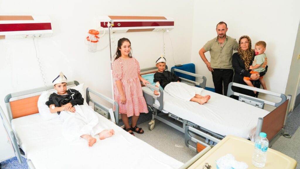 Adıyaman Belediyesinin düzenlediği Sünnet Şöleni’ne yoğun ilgi