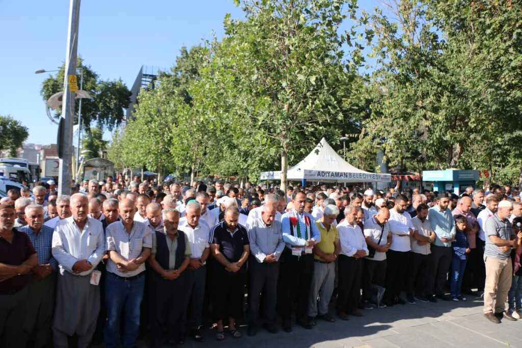 Adıyaman’da İsmail Heniyye için gıyabi cenaze namazı kılındı