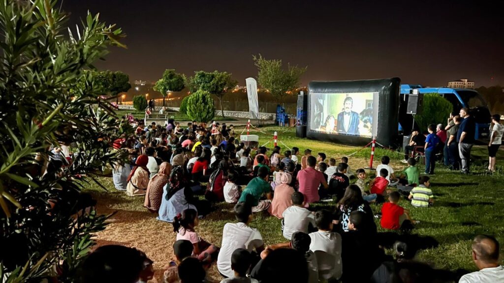 Adıyaman’da nostaljik film keyfi devam ediyor