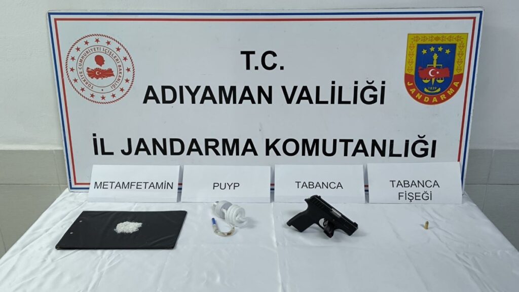 Adıyaman’da Jandarma’dan uyuşturucu ve silah operasyonu: 4 şüpheli gözaltında