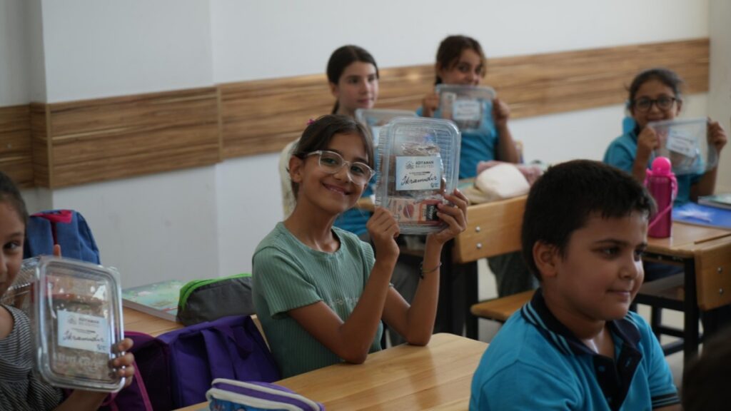 İBB’den Adıyamanlı öğrencilere anlamlı destek