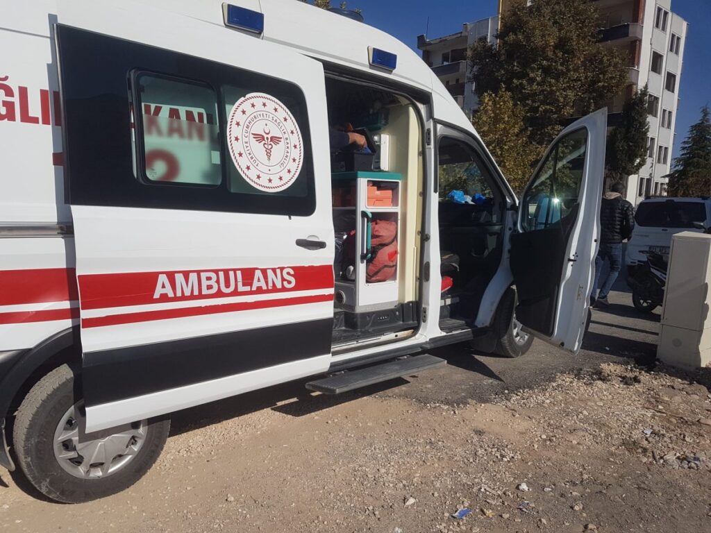 Adıyaman’da otomobilin çarptığı 8 yaşındaki çocuk yaralandı