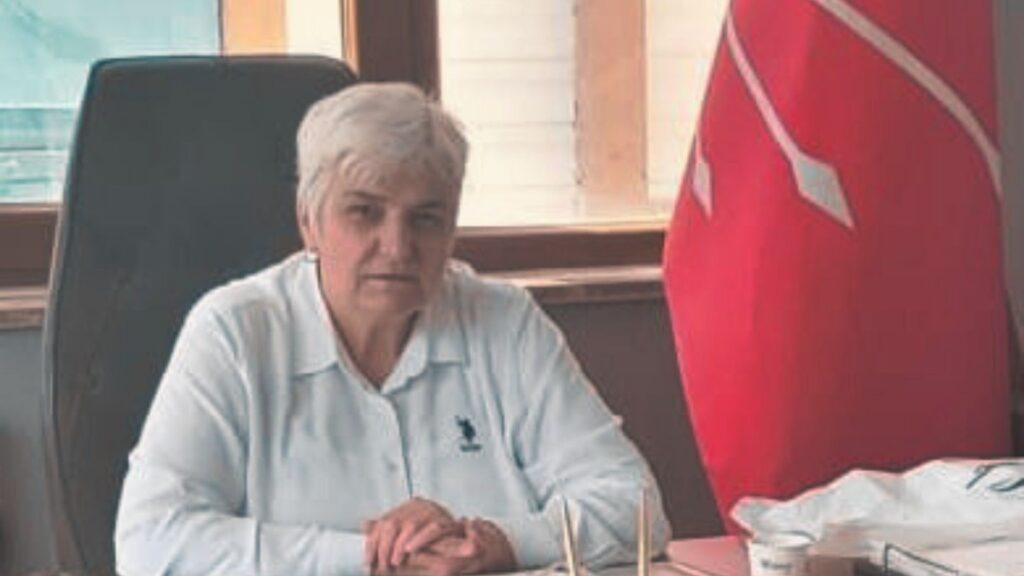 CHP Adıyaman Kadın Kolları Başkanı Gönül’den tepki: ‘Ya istifa edin, ya da hesap verin’