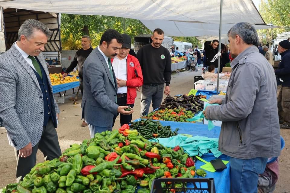 Kaymakam Soysal’dan semt pazarı ziyareti