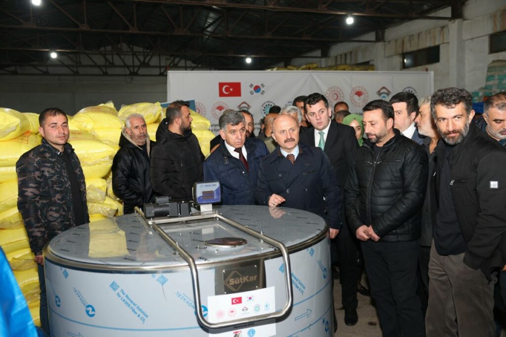Adıyaman’da çiftçilere süt tankı dağıtımı yapıldı