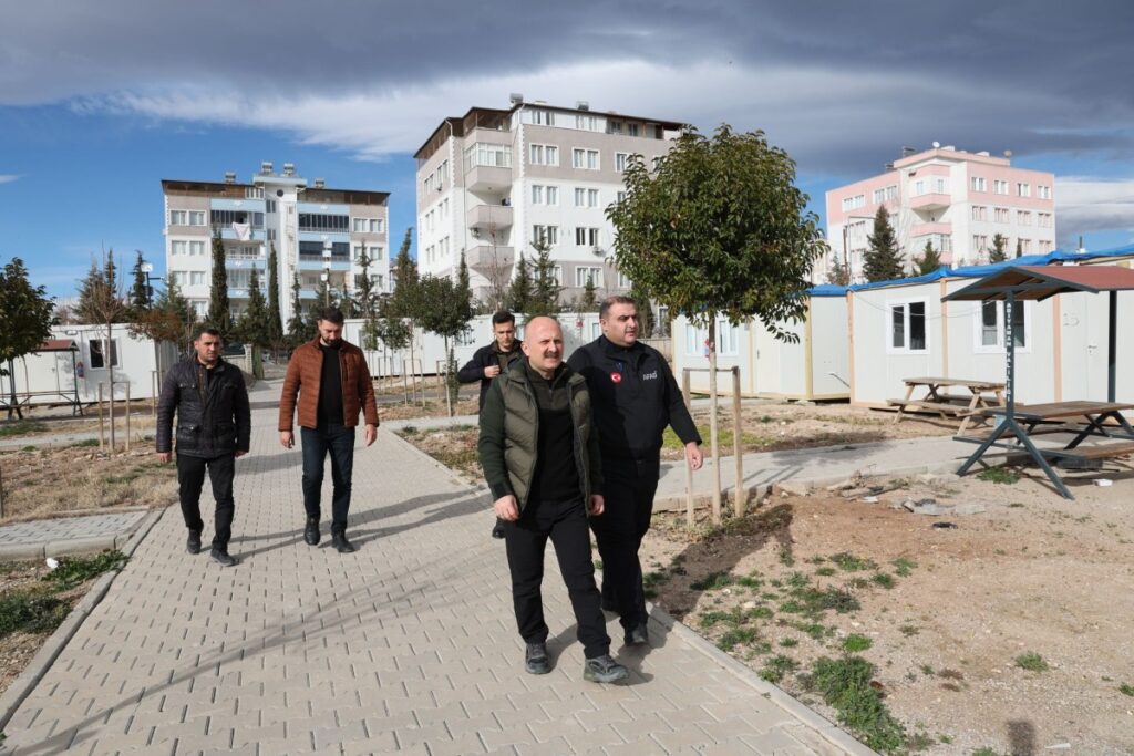 Adıyaman’da konteyner kentler tahliye ediliyor