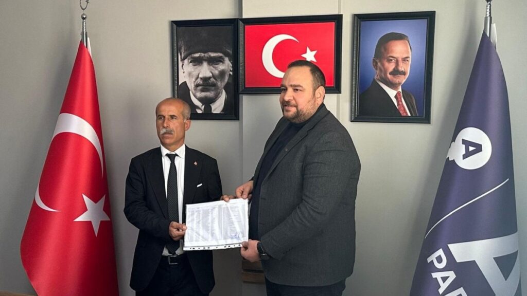 Anahtar Parti’de Samsat ve Gölbaşı Başkanları belli oldu