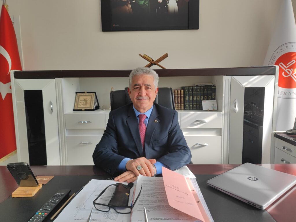 Müftü Haliloğlu: Bu gece yanlış ve kusurlarımızdan dönmeye vesile