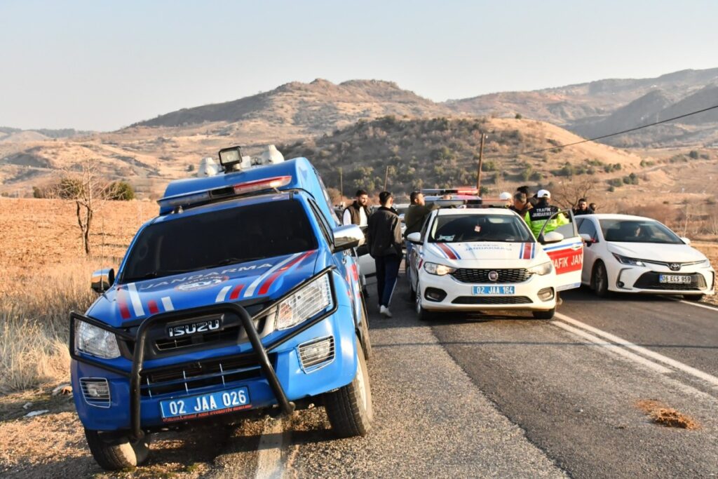 Traktörden düşen çiftçi hayatını kaybetti