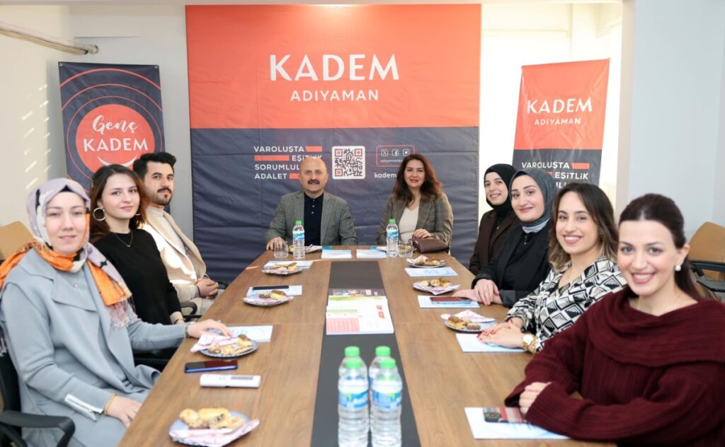 Vali Varol, KADEM’i ziyaret etti
