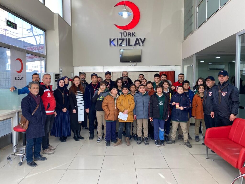 Adıyaman İzci Birimi’nden örnek davranış: ‘Kızılay’a Kan Bağışı Yaptılar’