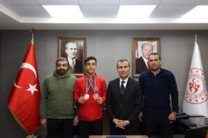 Adıyamanlı sporcuya Bursa’da altın madalya