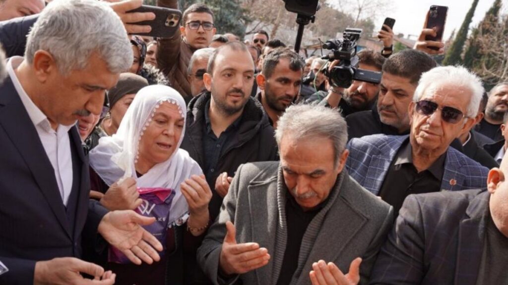 Kahtalı Mıçe’nin cenaze töreninde, ‘Kahta Belediyesi’nden 5 Bin Kişilik Yemek ve Çorba İkramı’