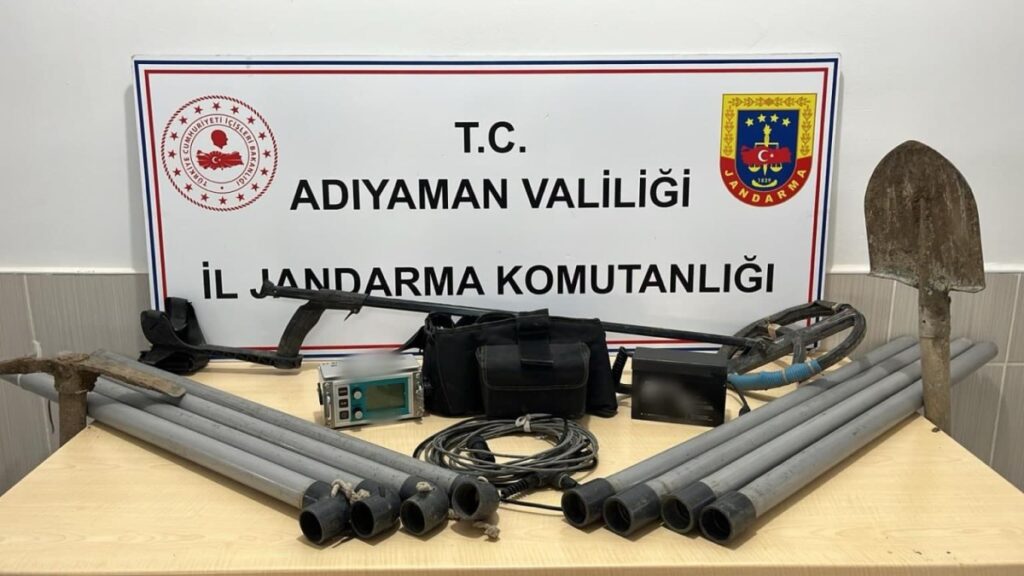 Adıyaman’da sit alanında kaçak kazı yapan üç şüpheli suçüstü yakalandı