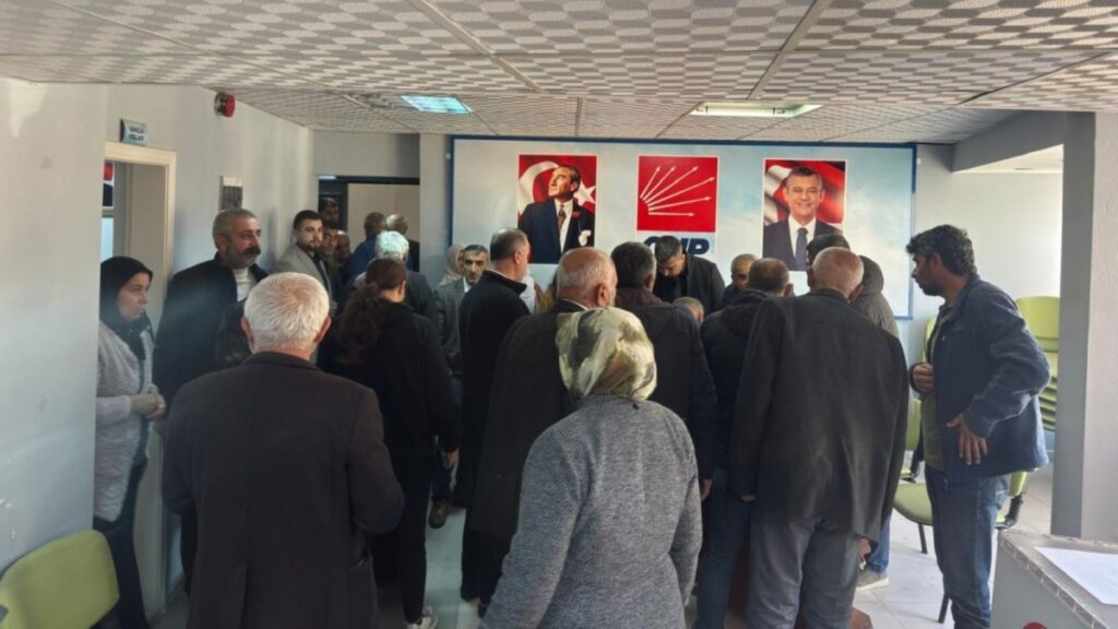 İmamoğlu oylaması: CHP Kahta İlçe Başkanlığı’nda 1.700 oy kullanıldı