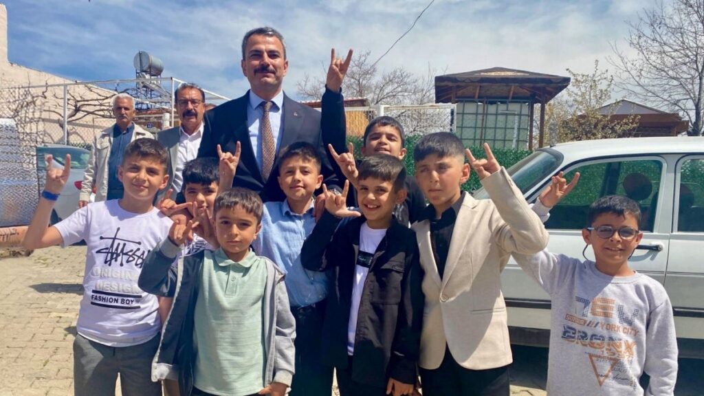 MHP Adıyaman İl Başkanı Ali Önat: ‘Milli Egemenliğin Teminatı Çocuklarımızdır’