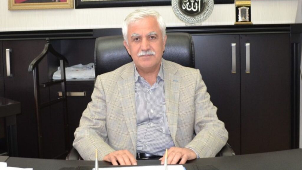 Toprak’tan mevcut yönetime sert eleştiri: ’15 aydır şov ve çıkar peşindeler’