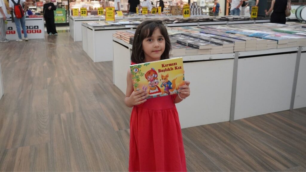 Adıyaman’da 9. Geleneksel Kitap Fuarı Başladı: Yazarlar okurlarıyla buluşuyor