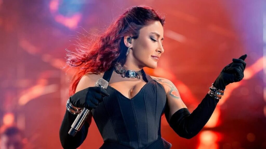 AK Parti’den Melek Mosso konserine tepki: ‘Milli ve manevi değerlerimize laf eden sanatçı’