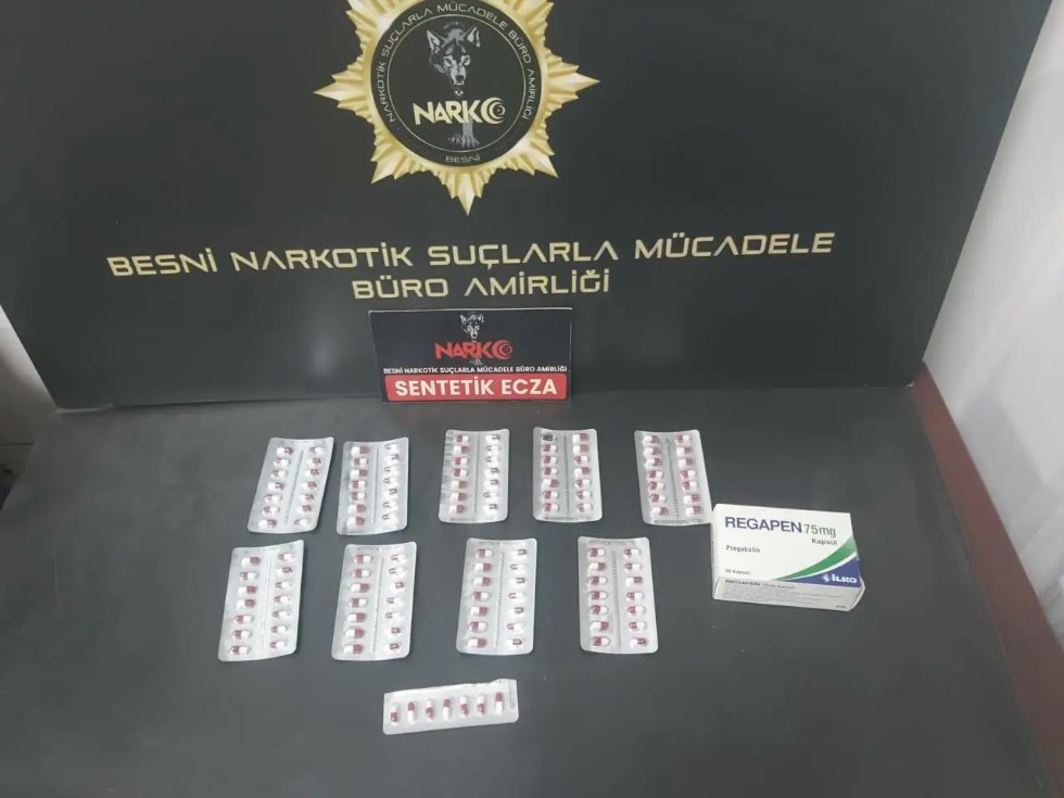 Besni’de uyuşturucu operasyonuna 5 gözaltı
