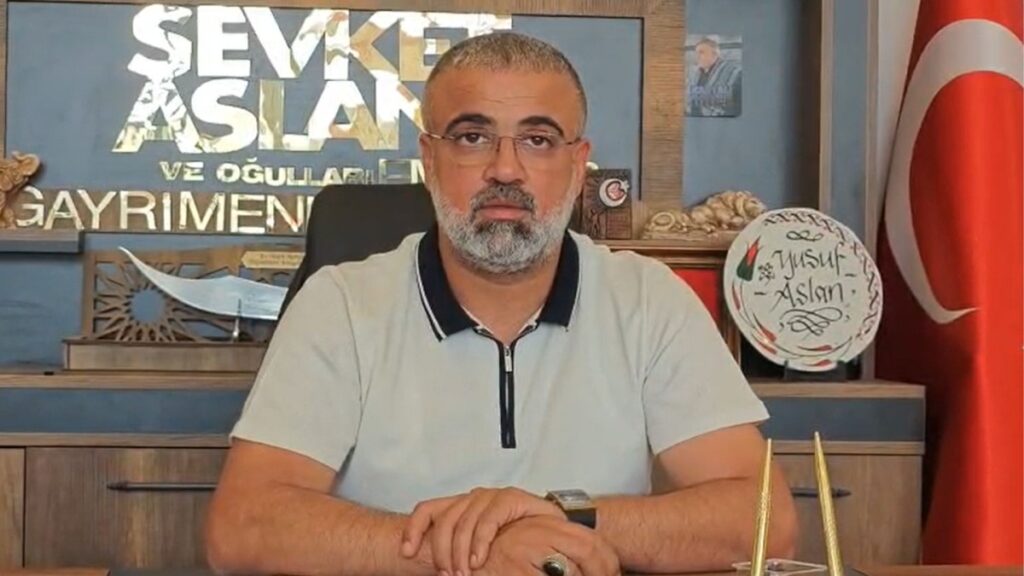 DEMBİR-DER Kahta Şubesi’nden ihtiyaç sahiplerine et, çocuklara oyuncak ve ayakkabı desteği