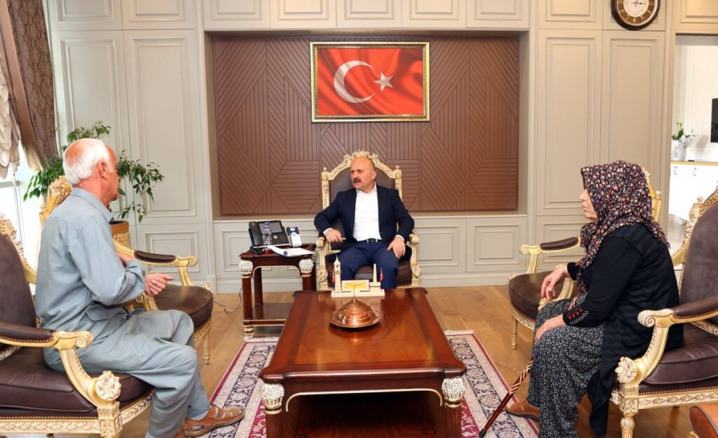 Vali Varol’un ‘Halk Günü’ buluşmaları devam ediyor