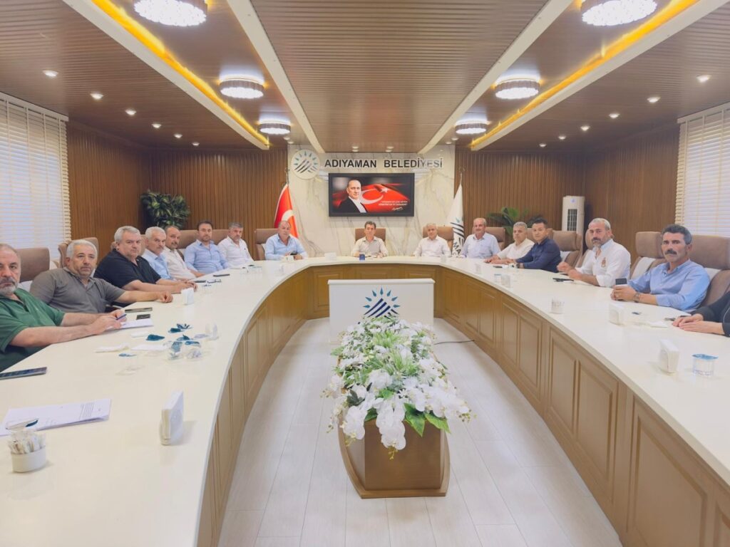 Adıyaman’da su kesintileri gündem oldu: Muhtarlar ASKİM Müdürü ile bir araya geldi