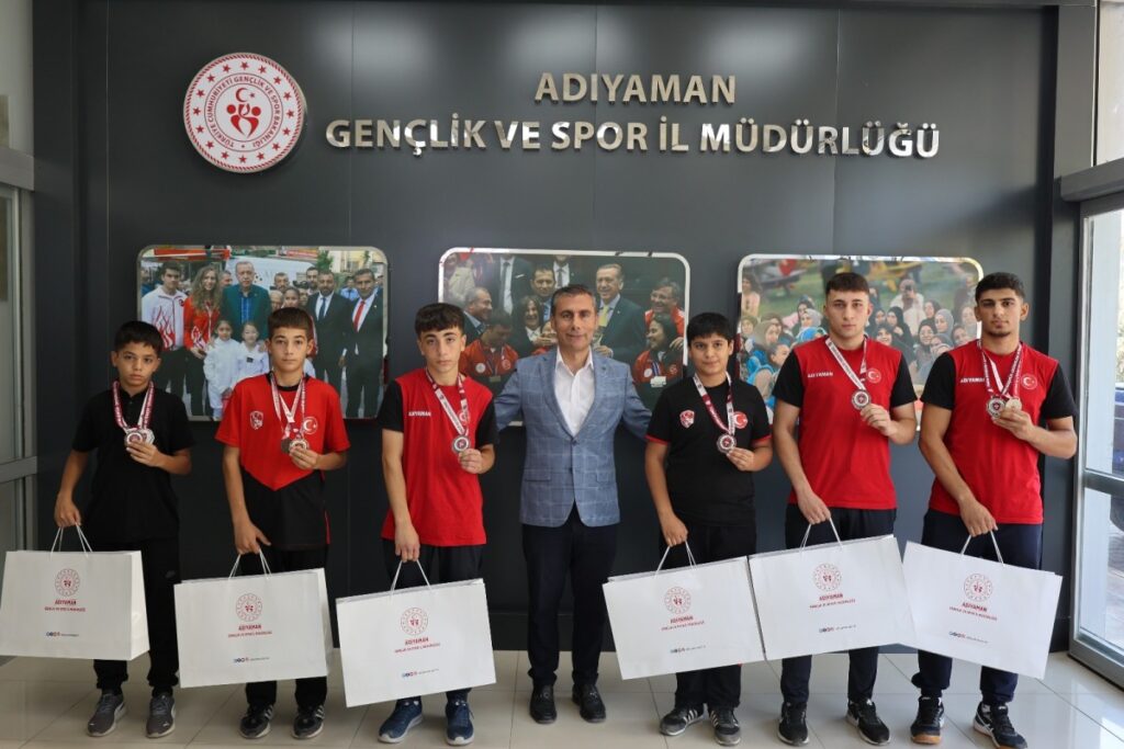 Adıyamanlı güreşçilerden Türkiye şampiyonluğuna büyük başarı