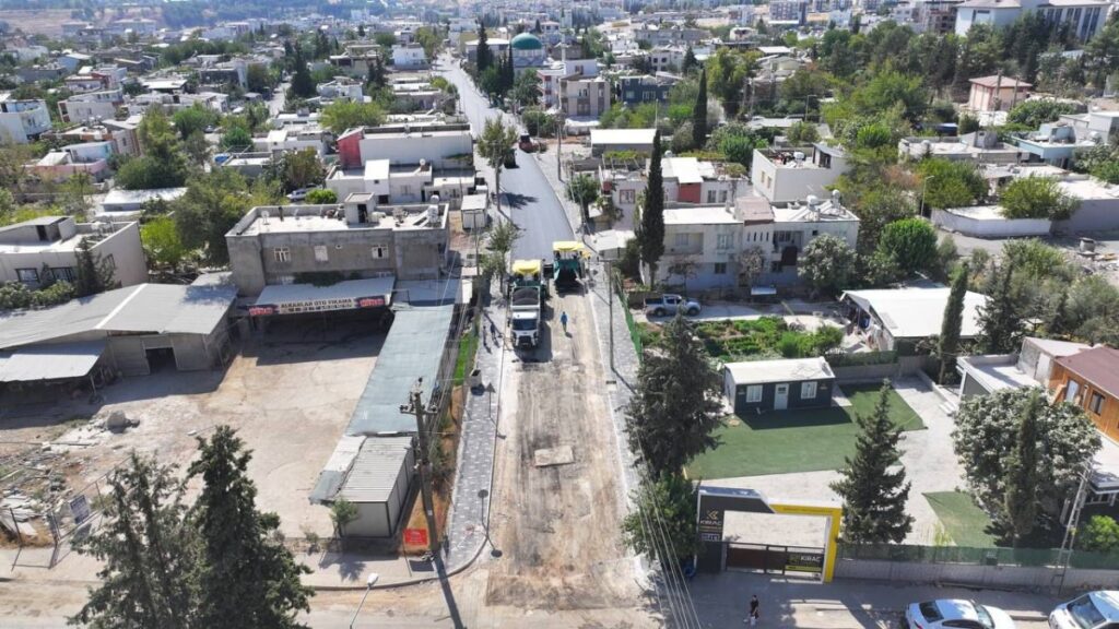 Adıyaman Bağdere Caddesi’nde asfalt çalışmaları başladı