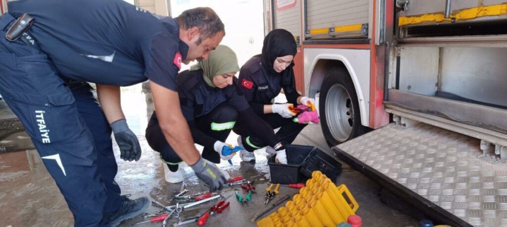 Adıyaman belediyesinde kadın stajyerler cesaretleriyle öne çıktı