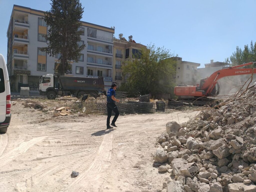 Adıyaman Belediyesi’nden inşaat sektörüne sıkı takip