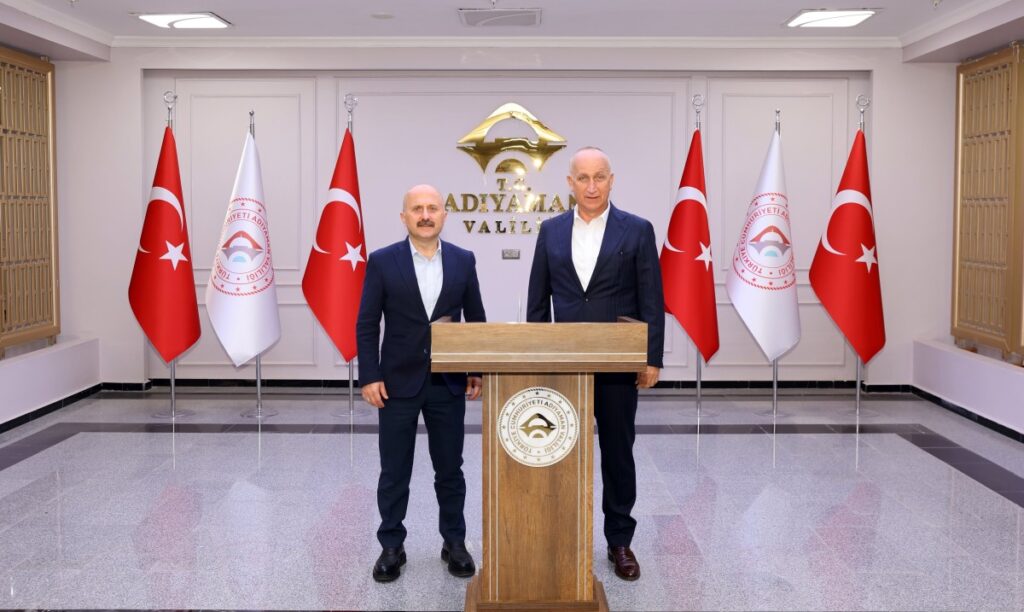 Bakan Yardımcısı Ömer Bulut, Vali Osman Varol ile bir araya geldi