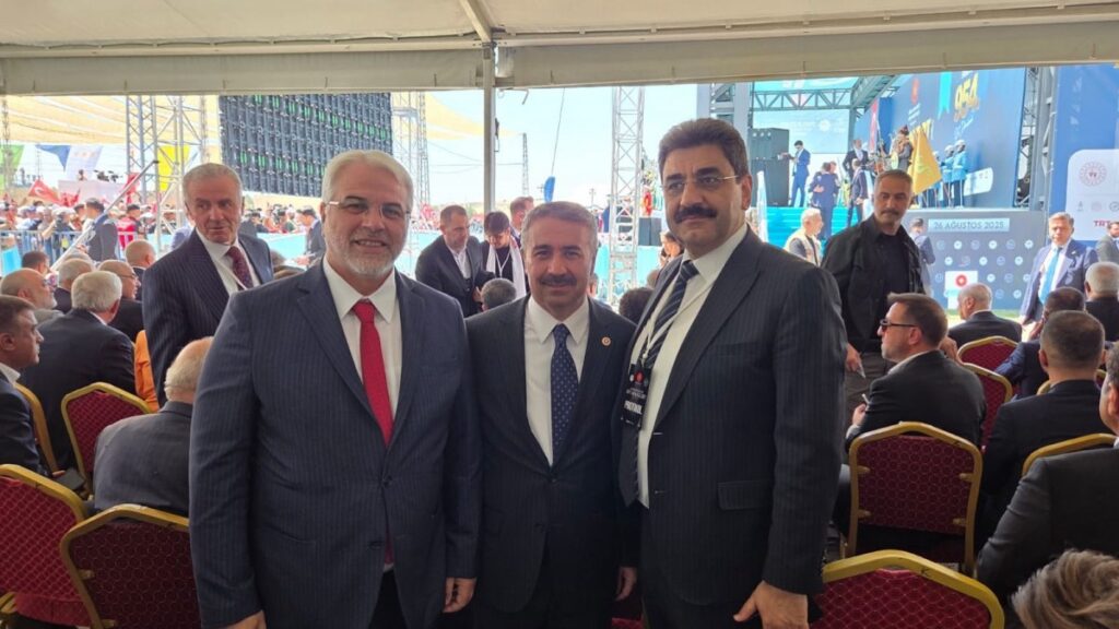 Başkan Faruk Bülent Kablan, Malazgirt Zaferi kutlamaları için Ahlat’ta