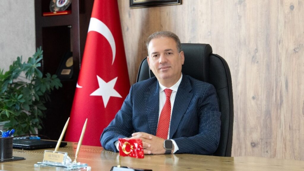 İl Milli Eğitim Müdürü Ali Tosun’dan 30 Ağustos Zafer Bayramı Mesajı