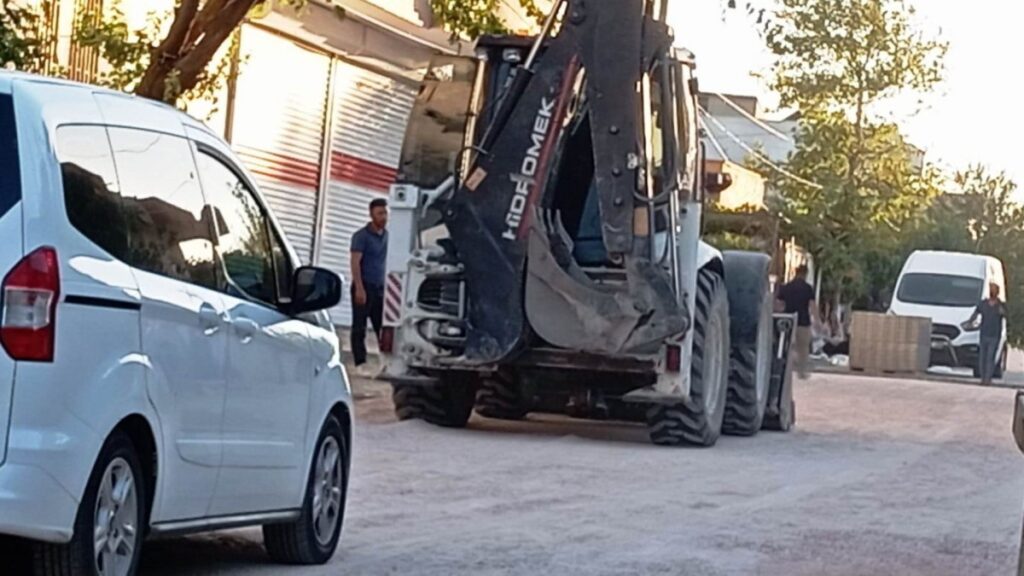 Kahta’da yol çalışmasında feci kaza: 5 yaşındaki Ahsen hayatını kaybetti