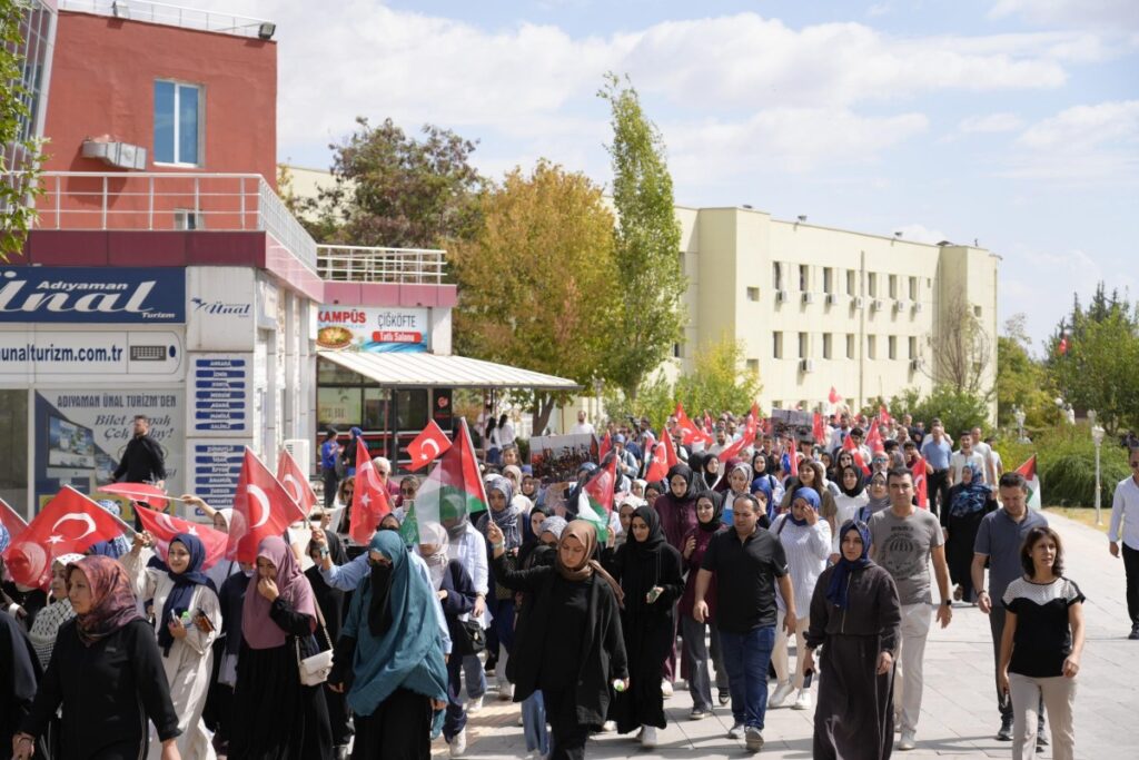 Adıyaman Üniversitesi’nde ‘Gazze YANKI Etkinlikleri’ başladı: Vicdanlar Filistin için tek yürek oldu
