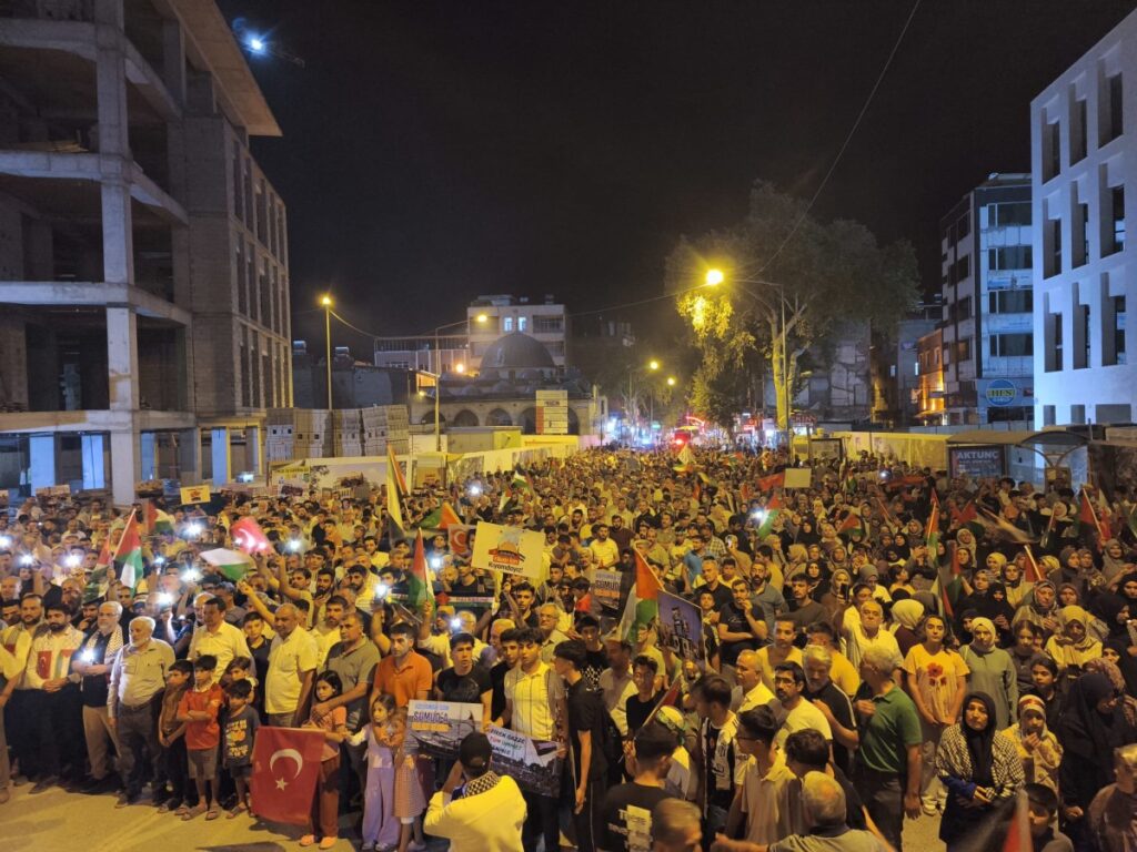 Adıyaman’da, Sumud Filosu’na ve Gazze’ye destek yürüyüşü