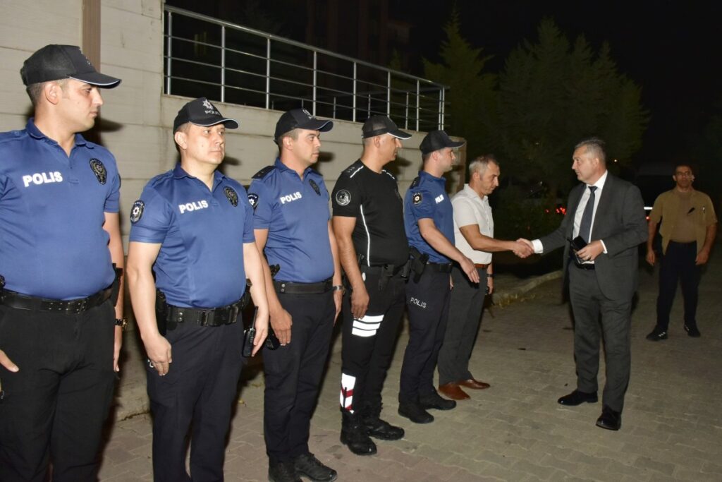 Adıyaman’ın yeni Emniyet Müdürü Nazman’dan görev başındaki personele ziyaret