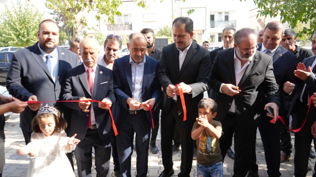 Anahtar Parti’den Adıyaman’da Yoğun Program: Buluşmalar, Ziyaret ve Samsat İlçe Açılışı