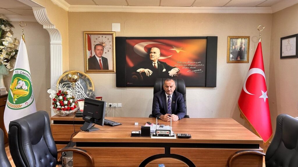 Başkan Miktat Çetin’den Çakırhüyük’te önemli ulaşım hamlesi